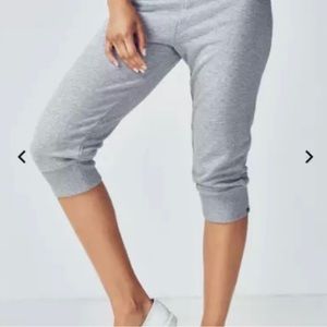 Fabletics Gray Heather Hamilton Crop Sweatpants